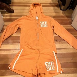 Vintage Hooters Girl short set w/matching hoodie circa 2001-2009 Long Island NY